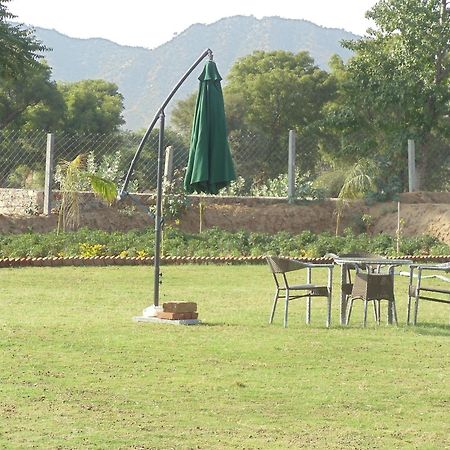 Lohana Village Resort Pushkar Extérieur photo
