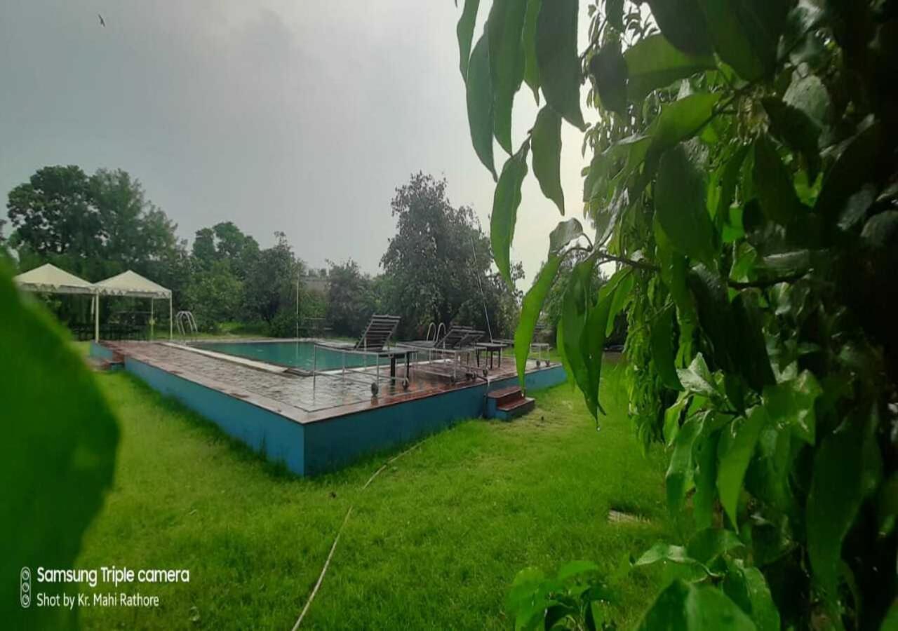 Lohana Village Resort Pushkar Extérieur photo