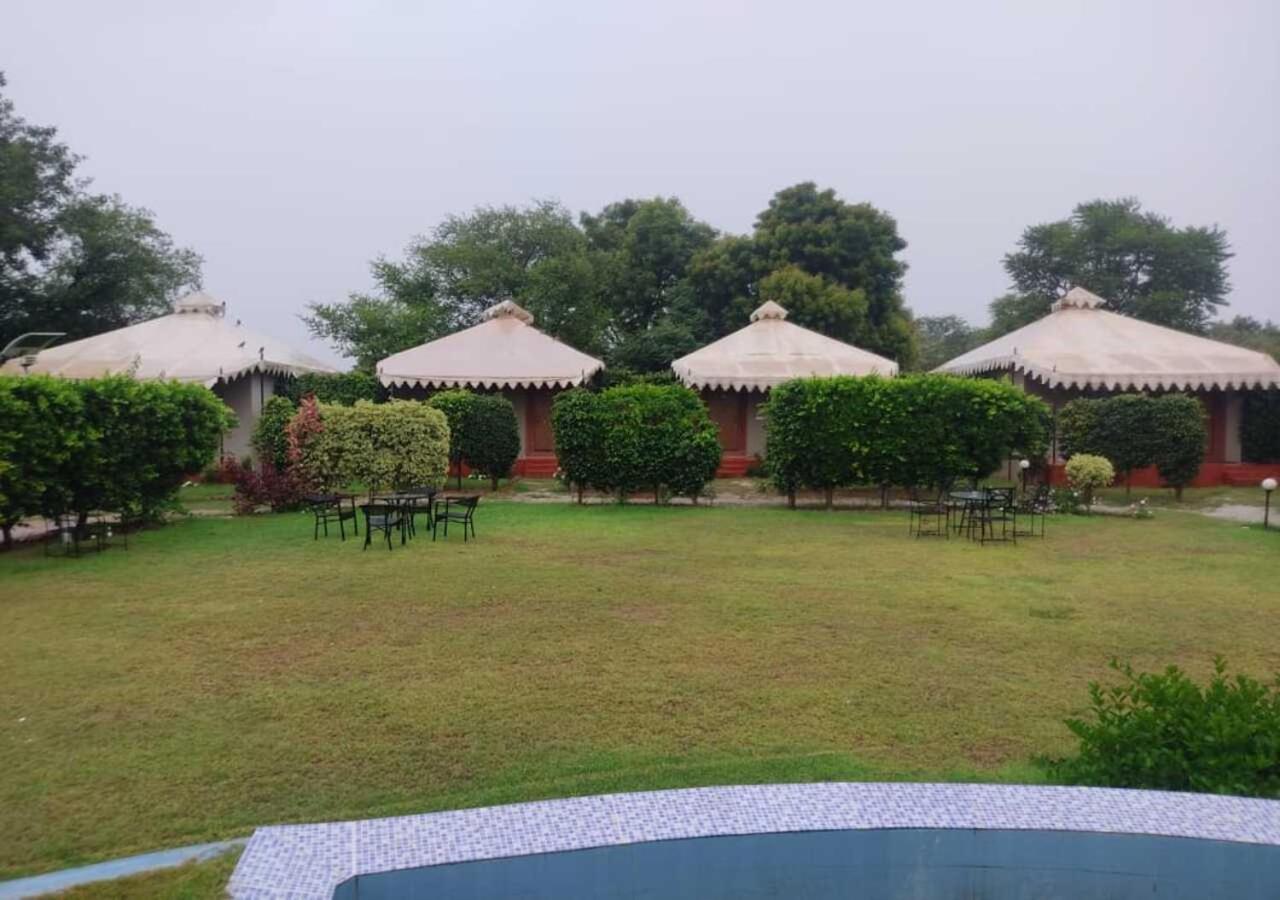 Lohana Village Resort Pushkar Extérieur photo